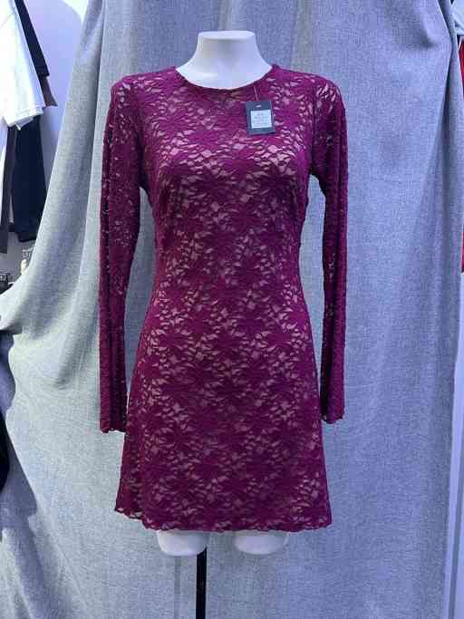 Vestido Encaje Manga Larga Vino Estandar